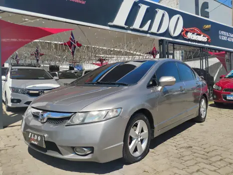 Honda CIVIC 1.8 LXS 16V 4 portas