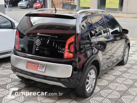 CROSS UP - 1.0 TSI 12V 4P MANUAL