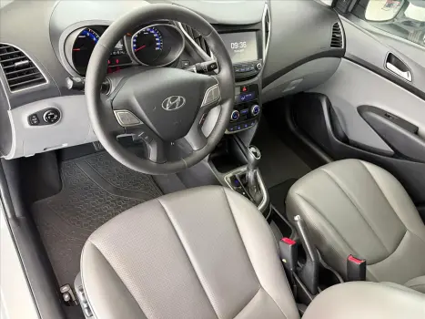 HB20S 1.6 PREMIUM 16V FLEX 4P AUTOMÁTICO