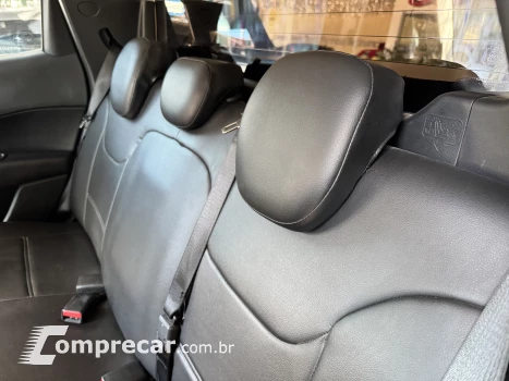 TORO 2.0 16V Turbo Volcano 4WD AT9