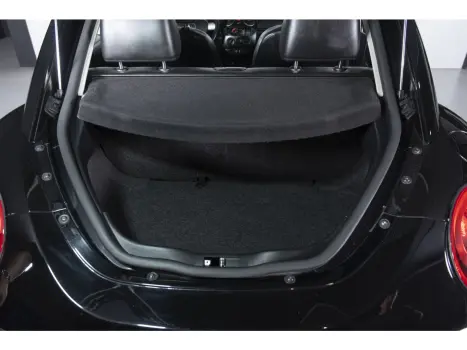 NEW BEETLE 2.0 MI 8V GASOLINA 2P TIPTRONIC