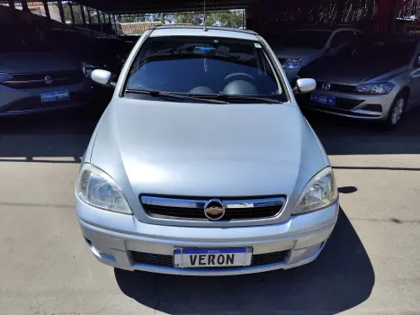CORSA 1.4 MPFI Premium Sedan 8V