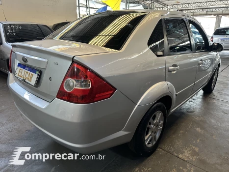 FIESTA 1.6 Rocam Sedan 8V