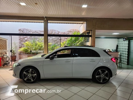 A 250 2.0 16V 4P CGI VISION 7G-DCT AUTOMÁTICO