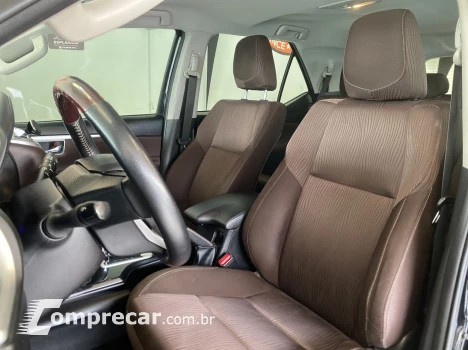 HILUX SW4 2.7 SR 7 LUGARES 4X2 16V TOYOTA