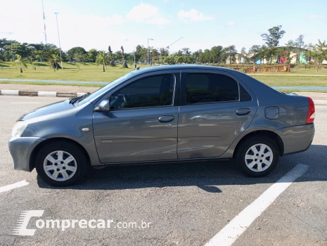 ETIOS 1.5 XS Sedan 16V