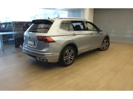 TIGUAN 2.0 300 TSI GASOLINA ALLSPACE R-LINE AUTOMÁTICO