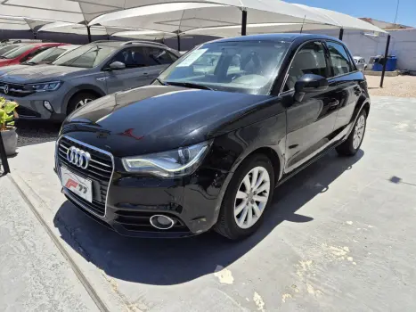 Audi A1 1.4 16V TFSI SPORT 4 portas