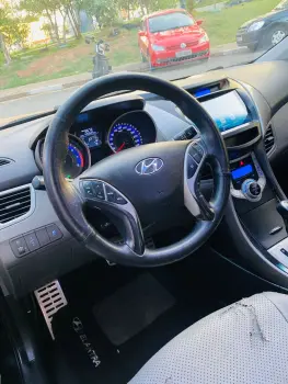 Elantra GLS 1.8 16V Aut.