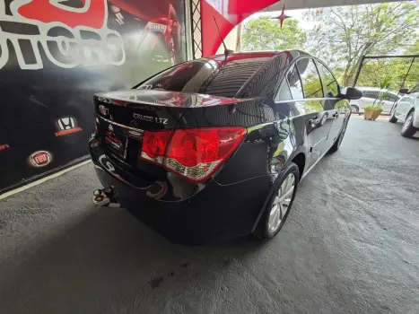 CRUZE 1.8 LTZ 16V FLEX 4P AUTOMÁTICO