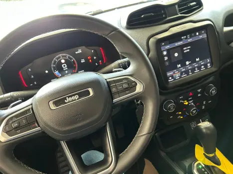 Renegade Long. T270 1.3 TB 4x2 Flex Aut.