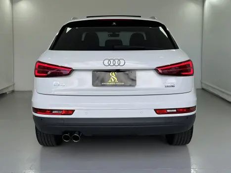 Q3 2.0 TFSI Ambiente Quattro S Tronic