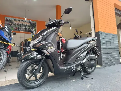Yamaha Fluo 125