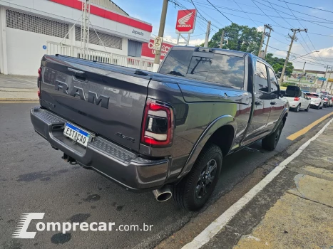 RAM 6.7 2500 Night Edition 4X4 CD I6 Turbo