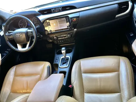 HILUX 2.8 SR 4X4 CD 16V DIESEL 4P AUTOMÁTICO