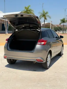 YARIS 1.3 16V XL Plus Tech