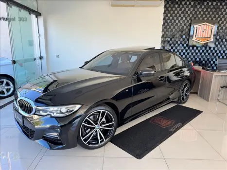 BMW 320I 2.0 16V Turbo M Sport 4 portas