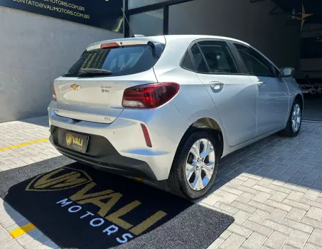 ONIX HATCH LTZ 1.0 12V TB Flex 5p Mec.