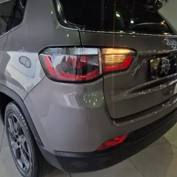 COMPASS LONGITUDE 2.0 4x2 Flex 16V Aut.