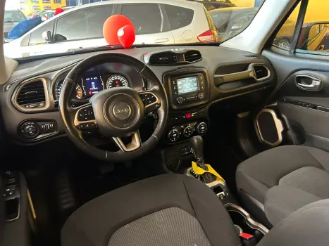 Renegade Longitude 1.8 4x2 Flex 16V Aut.