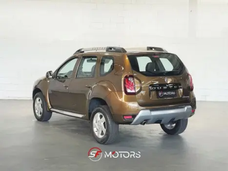 DUSTER - 2.0 DYNAMIQUE 4X2 16V 4P AUTOMÁTICO