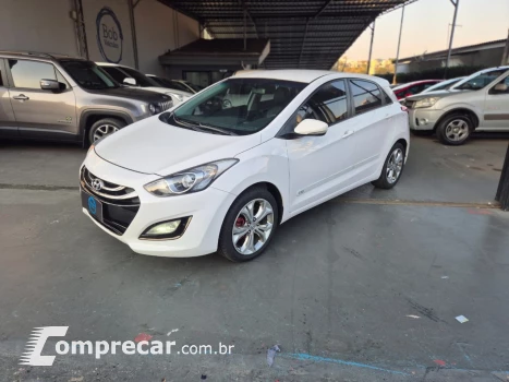 Hyundai i30 1.8 16V Aut. 5p 4 portas
