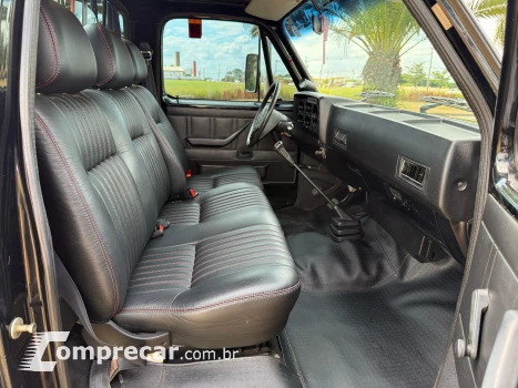 D20 4.0 Custom DE Luxe CS 8V