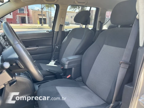 COMPASS 2.0 Sport 4X2 16V