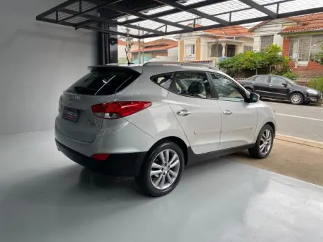 ix35 GLS 2.0 16V 2WD Flex Aut.