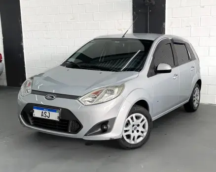 FORD Fiesta SE 1.6 8V Flex 5p 4 portas