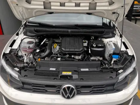 Polo Track 1.0 Flex 12V 5p