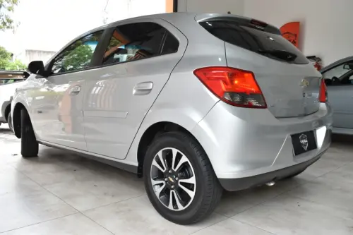 ONIX 1.4 MPFI LTZ 8V