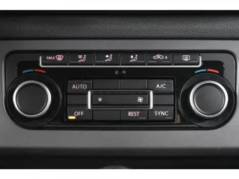 AMAROK - 2.0 HIGHLINE 4X4 CD 16V TURBO INTERCOOLER 4P AUTOMÁ