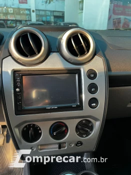 FIESTA 1.6 MPI Class Hatch 8V