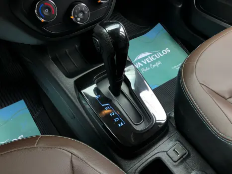 Spin 1.8 Premier 8V Flex 4P Automático