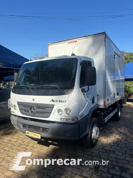 Mercedes-Benz Accelo 1016 CE Diesel Automático 2 portas