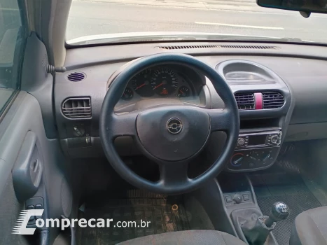 Corsa Sedan 1.8