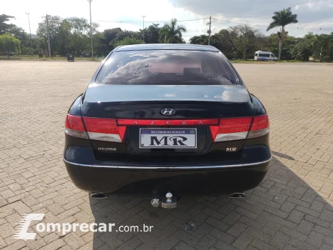 AZERA 3.3 MPFI GLS Sedan V6 24V