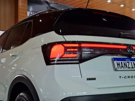 T-CROSS HIGHLINE 1.4 TSI FLEX 16V 5P AUT