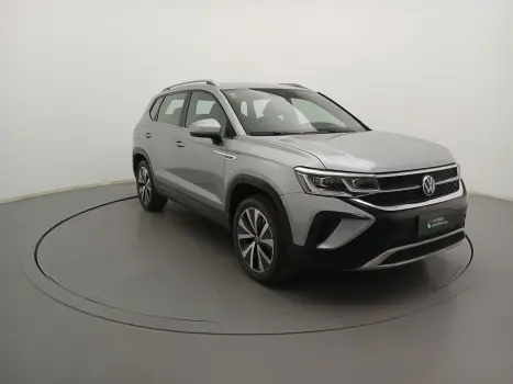 TAOS 1.4 250 TSI TOTAL FLEX HIGHLINE AUTOMÁTICO