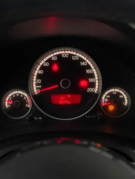 CROSS UP 1.0 MPI 12V