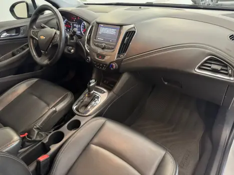 Cruze Hatch 1.4 16V 4P LT SPORT6 TURBO FLEX AUTOMÁTICO