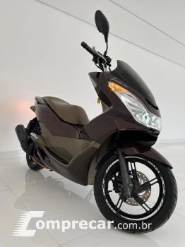 PCX 150 DLX