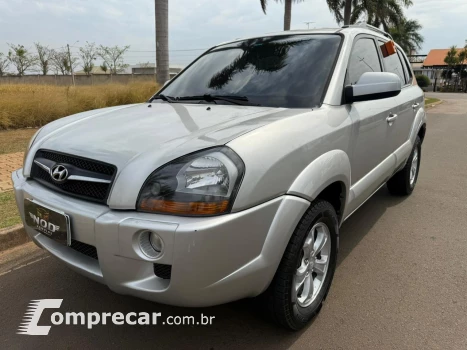 Hyundai TUCSON 2.0 MPFI GLS 16V 143cv 2WD 4 portas