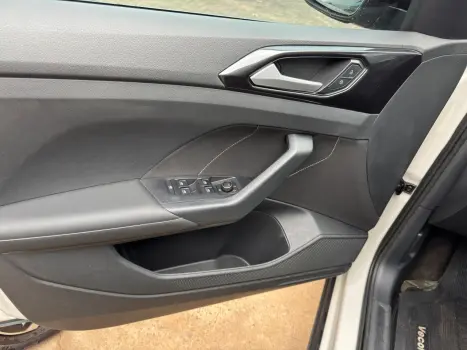 T-Cross 1.4 4P 250 TSI FLEX HIGHLINE AUTOMÁTICO