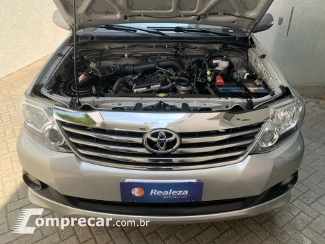 Hilux SW4 SR 4x2 2.7 Flex 16V Aut.