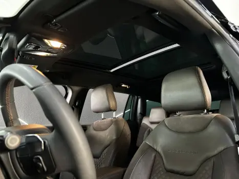 Commander Overl. TD380 2.0 4x4 Die. Aut.