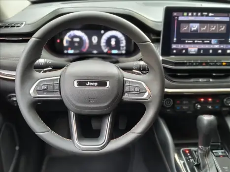 COMMANDER 1.3 T270 Turbo Limited