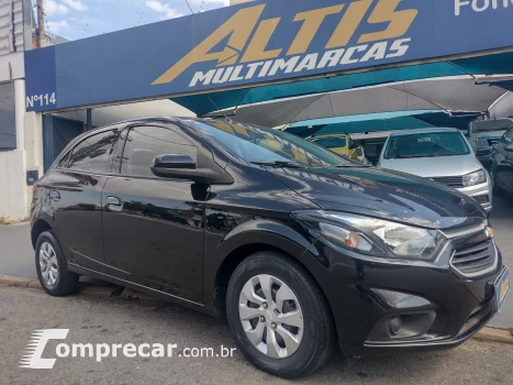 CHEVROLET ONIX 1.0 LT 4 portas