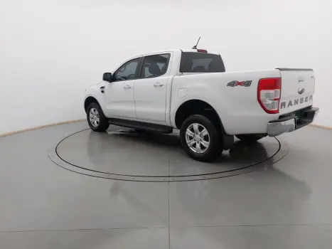 RANGER 3.2 XLT 4X4 CD 20V DIESEL 4P AUTOMÁTICO